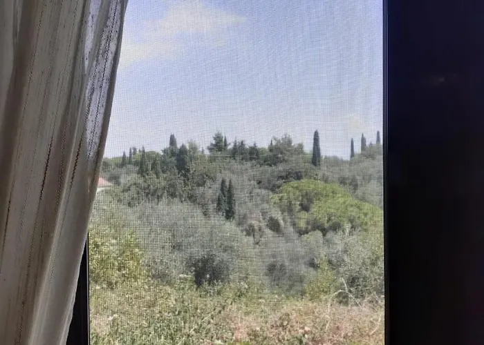 Vakantiehuis Corfu Cosy By The Nature *